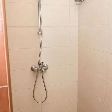 Lejlighed Modern Comfort In With Workspace By Flat Mаnаger