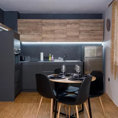 Lejlighed Modern Comfort In With Workspace By Flat Mаnаger *